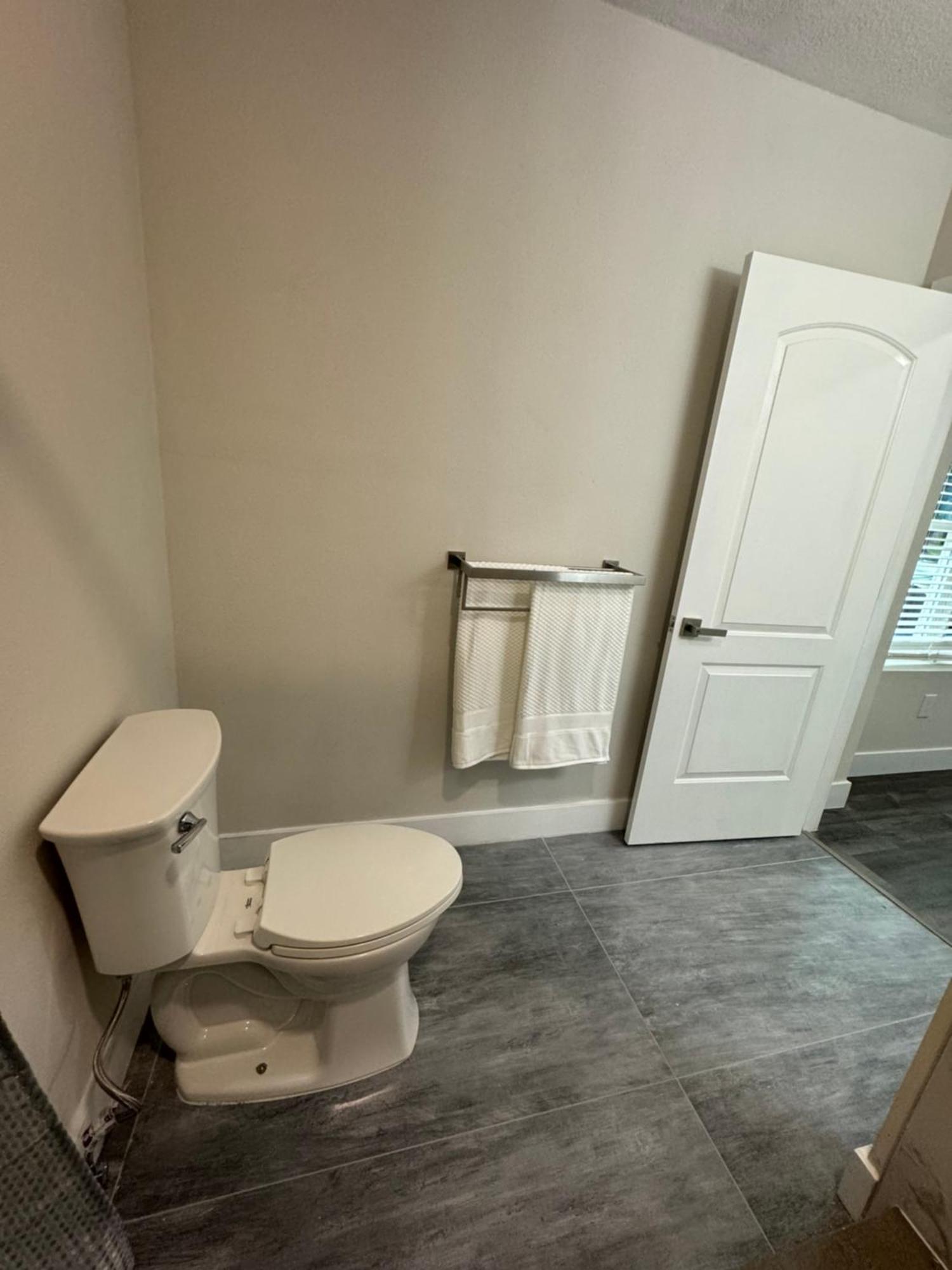 Deluxe Apartment Whit Laundry タンパ エクステリア 写真