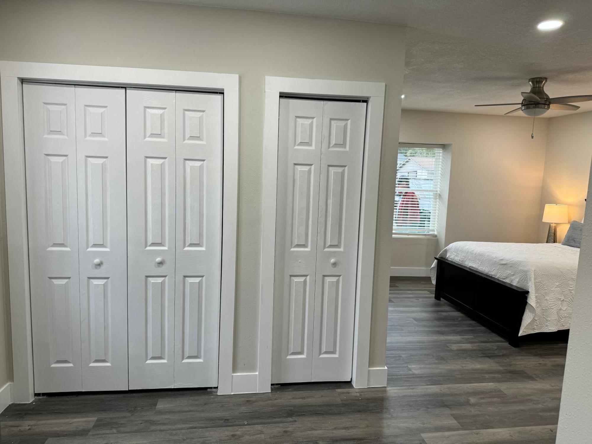 Deluxe Apartment Whit Laundry タンパ エクステリア 写真
