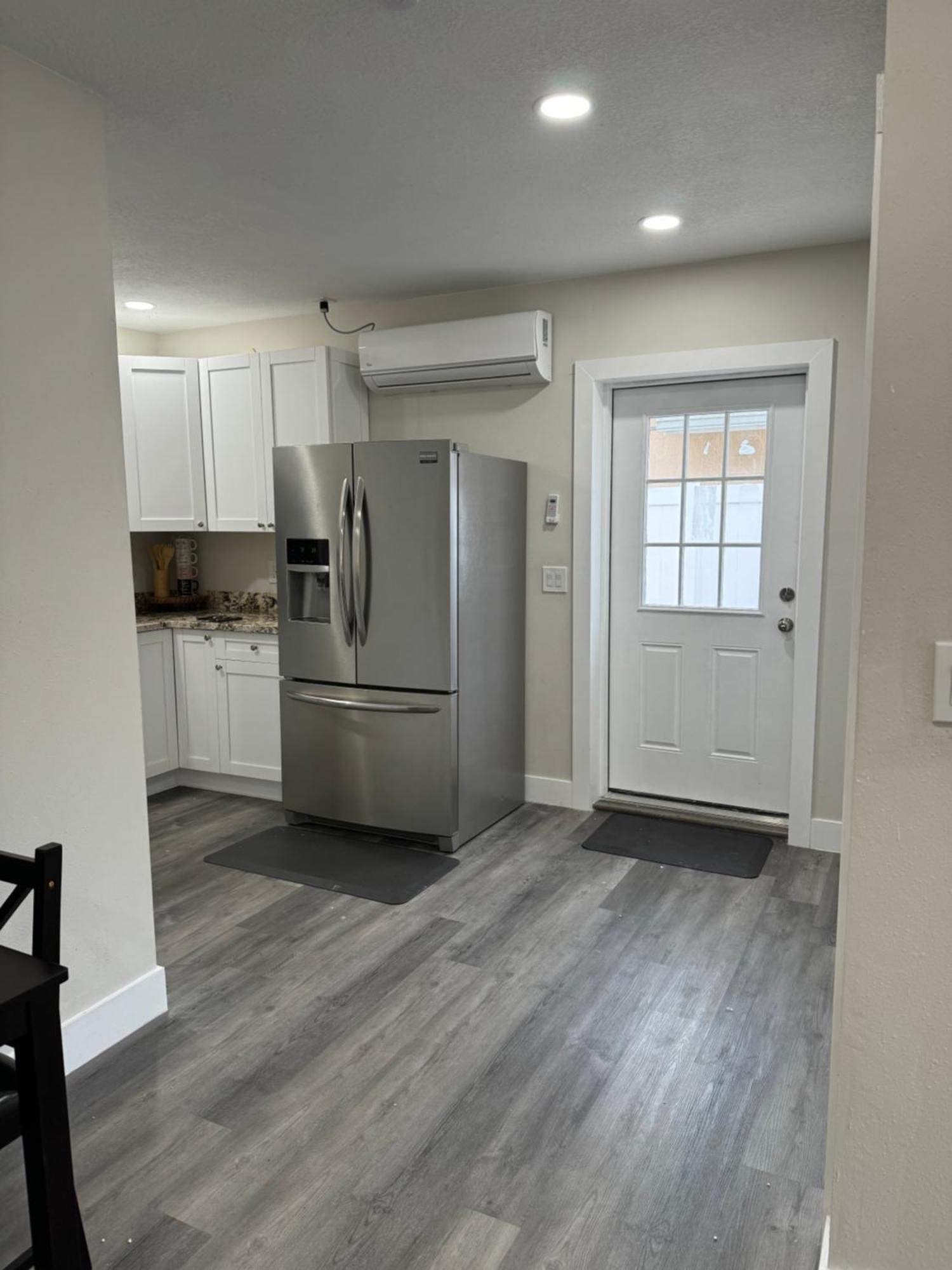 Deluxe Apartment Whit Laundry タンパ エクステリア 写真